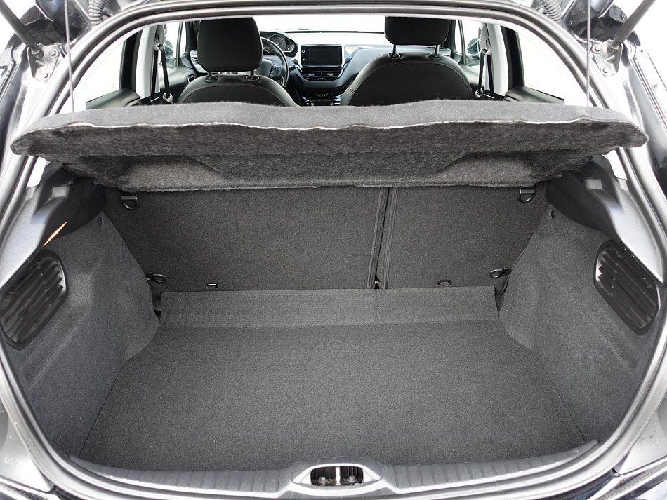 Peugeot 208 1.2PT GT Line