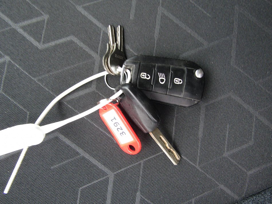 Peugeot 2008 1.6 HDi 