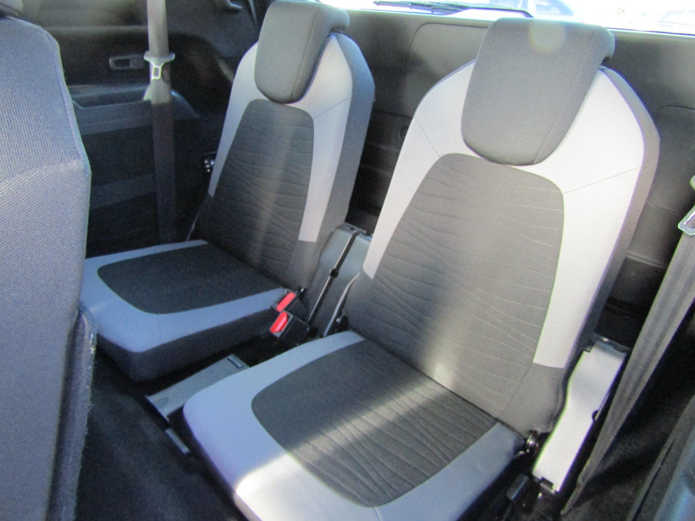 Citroën C4 Picasso, 2016 - pohled č. 11