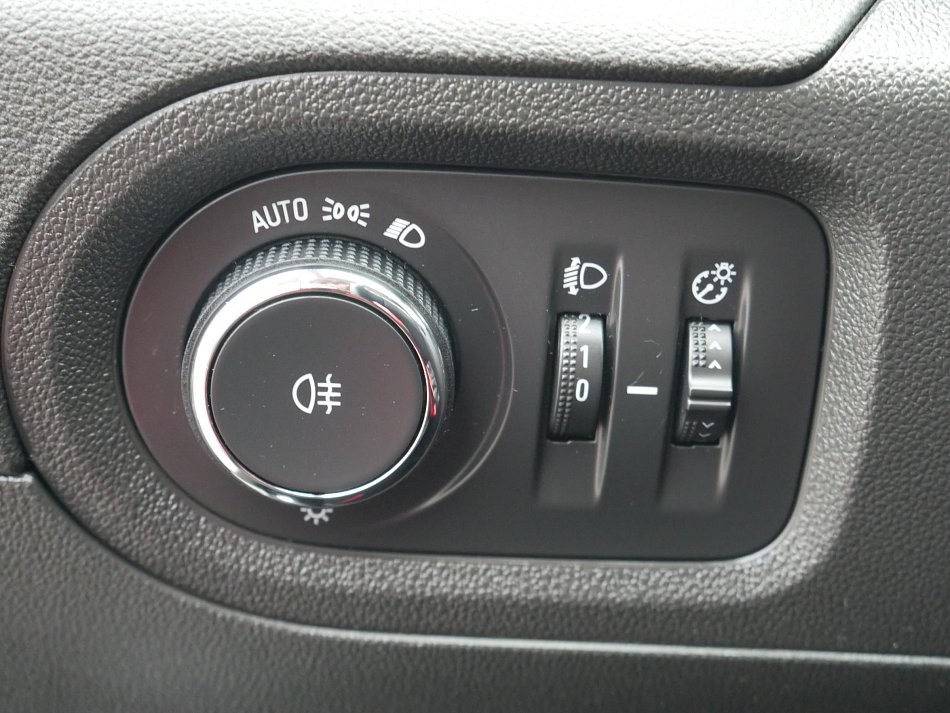 Opel Grandland X 1.2 PT 