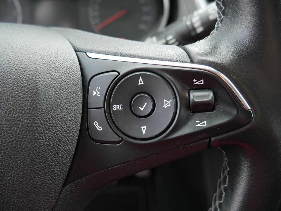 Opel Grandland X 1.2 PT 