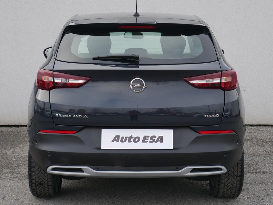 Opel Grandland X 1.2 PT 
