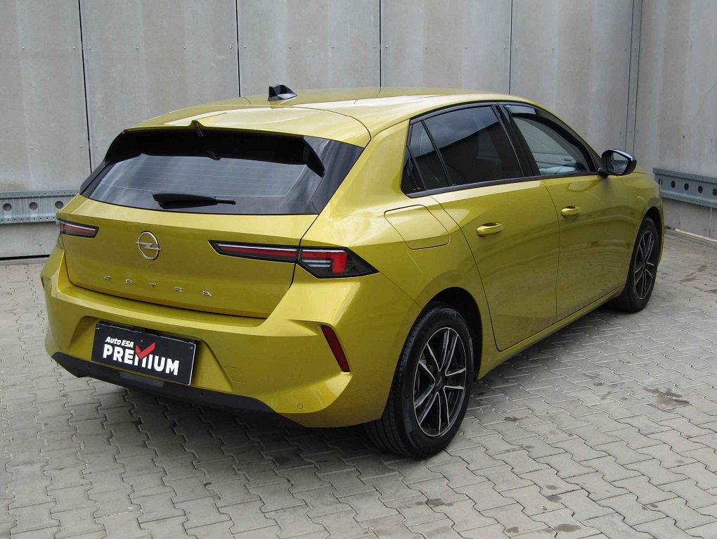 Opel Astra 1.2 T 