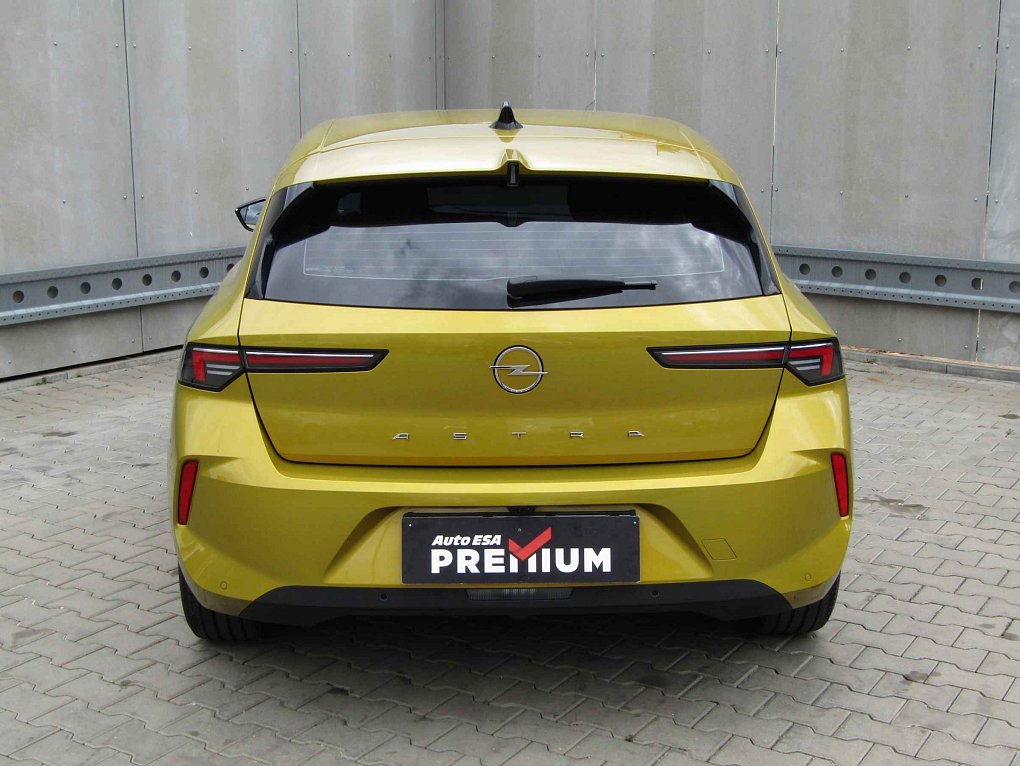 Opel Astra 1.2 T 