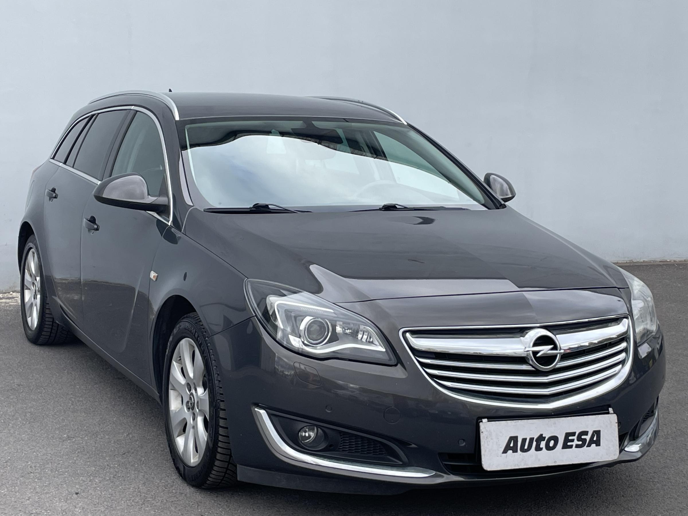 Opel Insignia, 2014 - celkový pohled