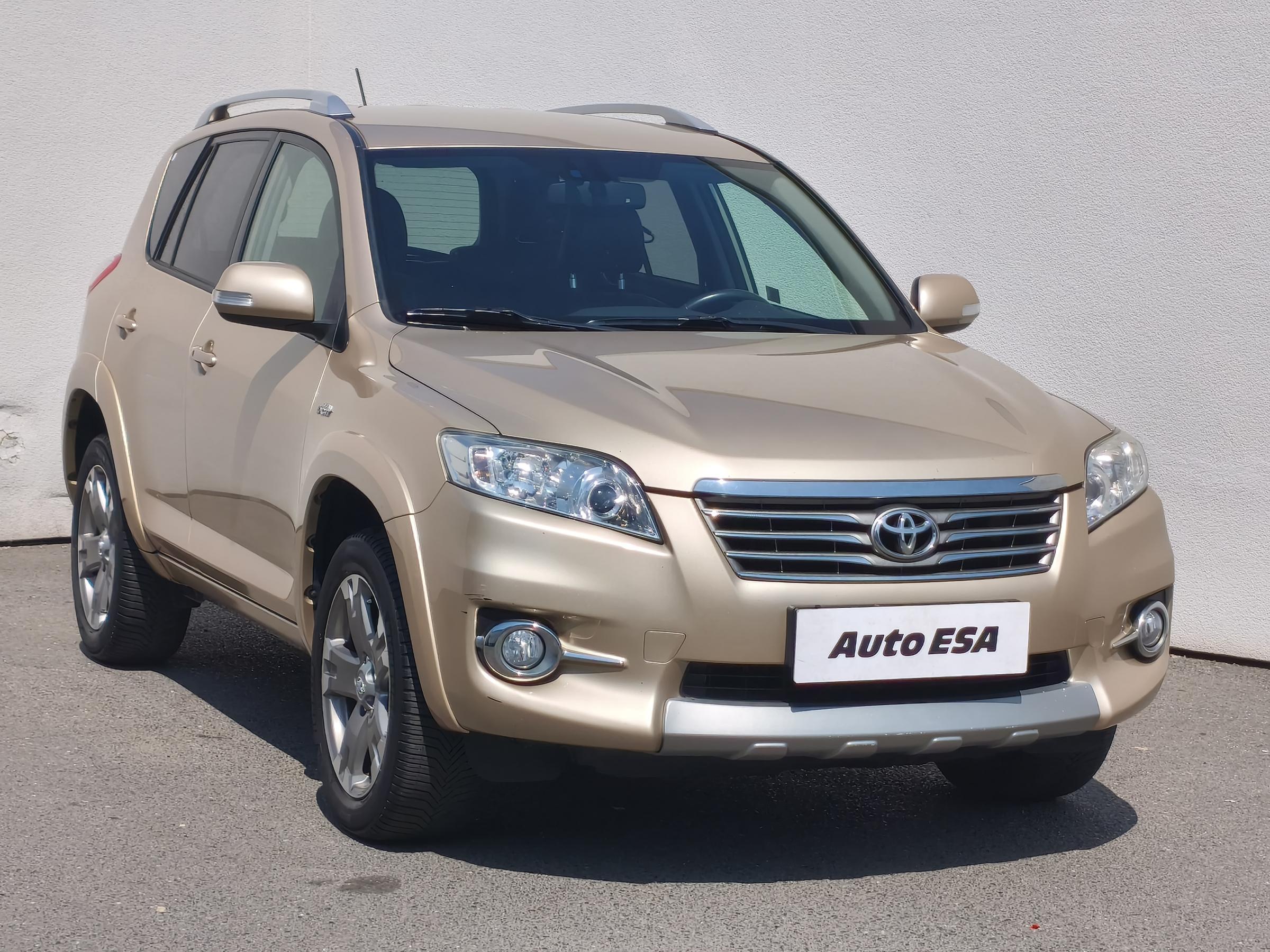 Toyota RAV4, 2010 - celkový pohled