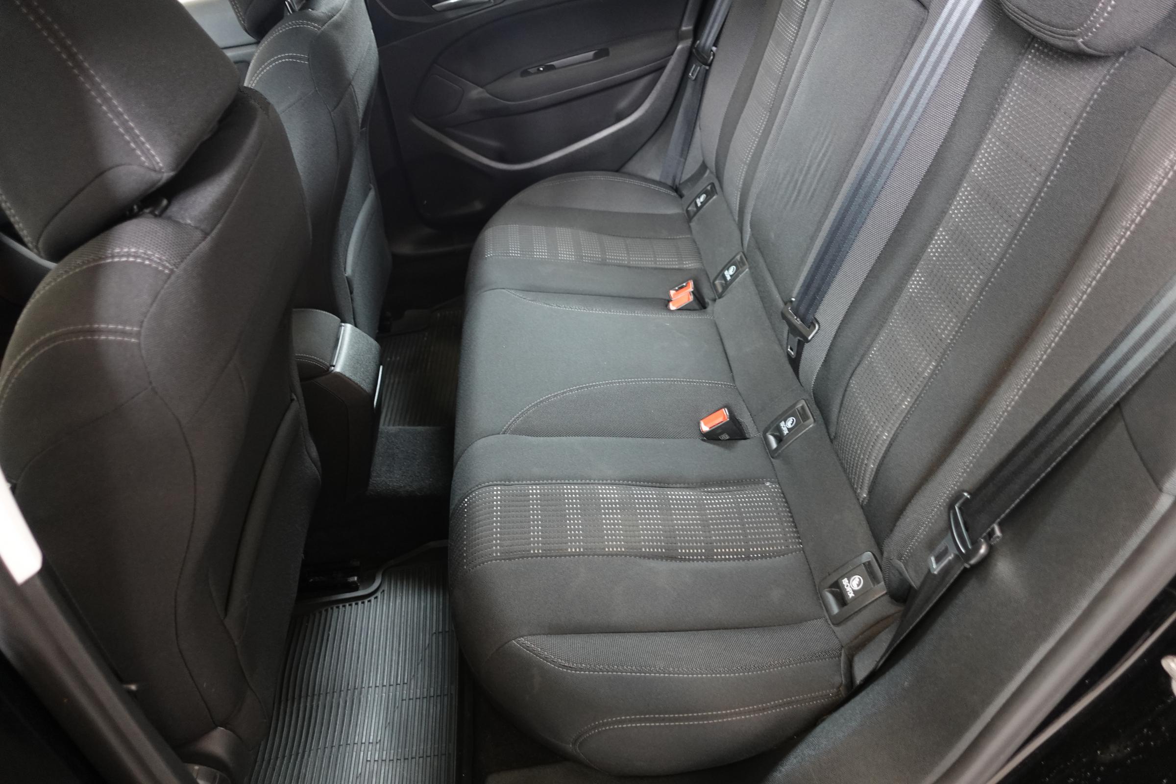 Peugeot 308, 2016 - pohled č. 11