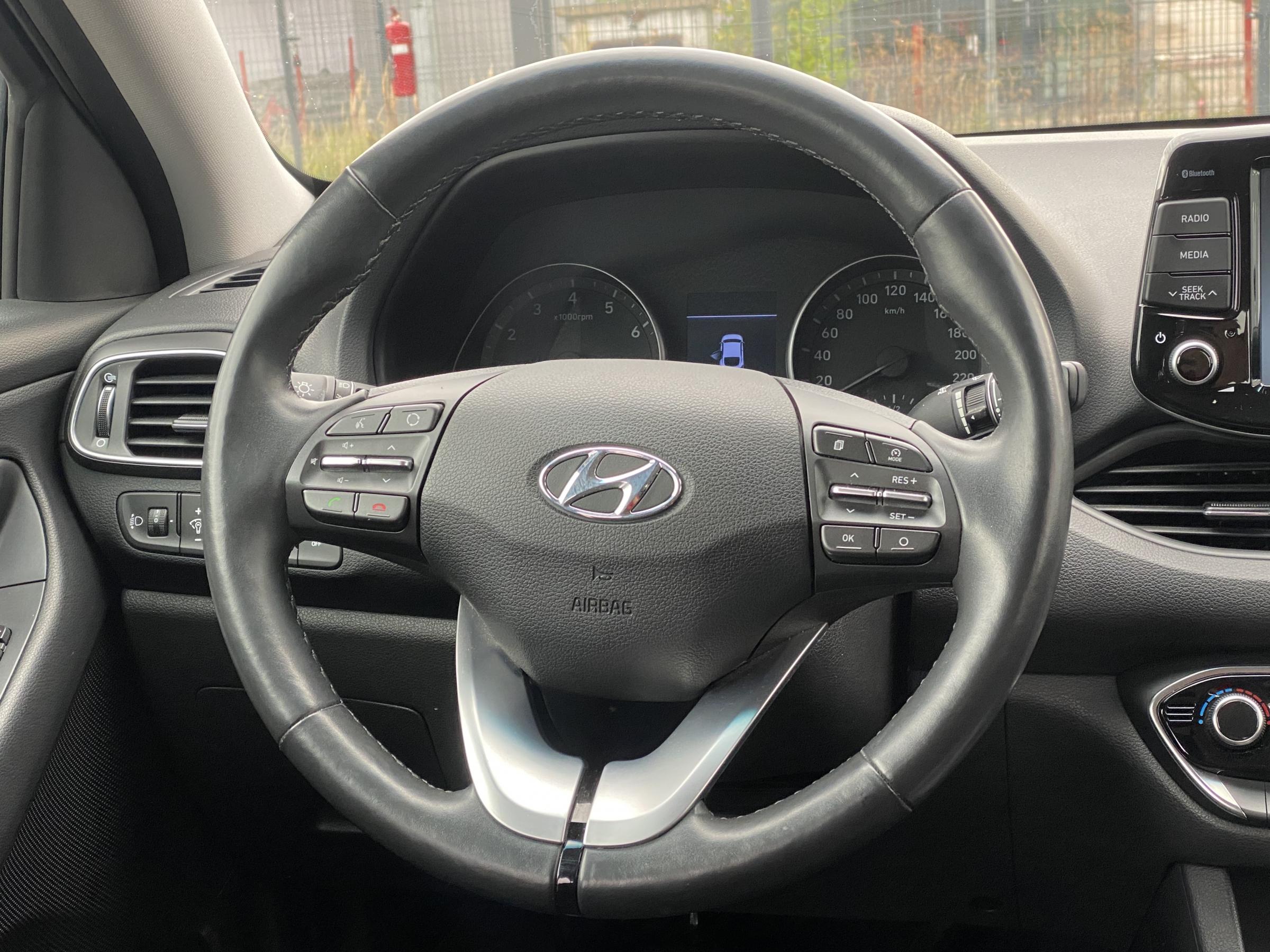 Hyundai i30, 2018 - pohled č. 14