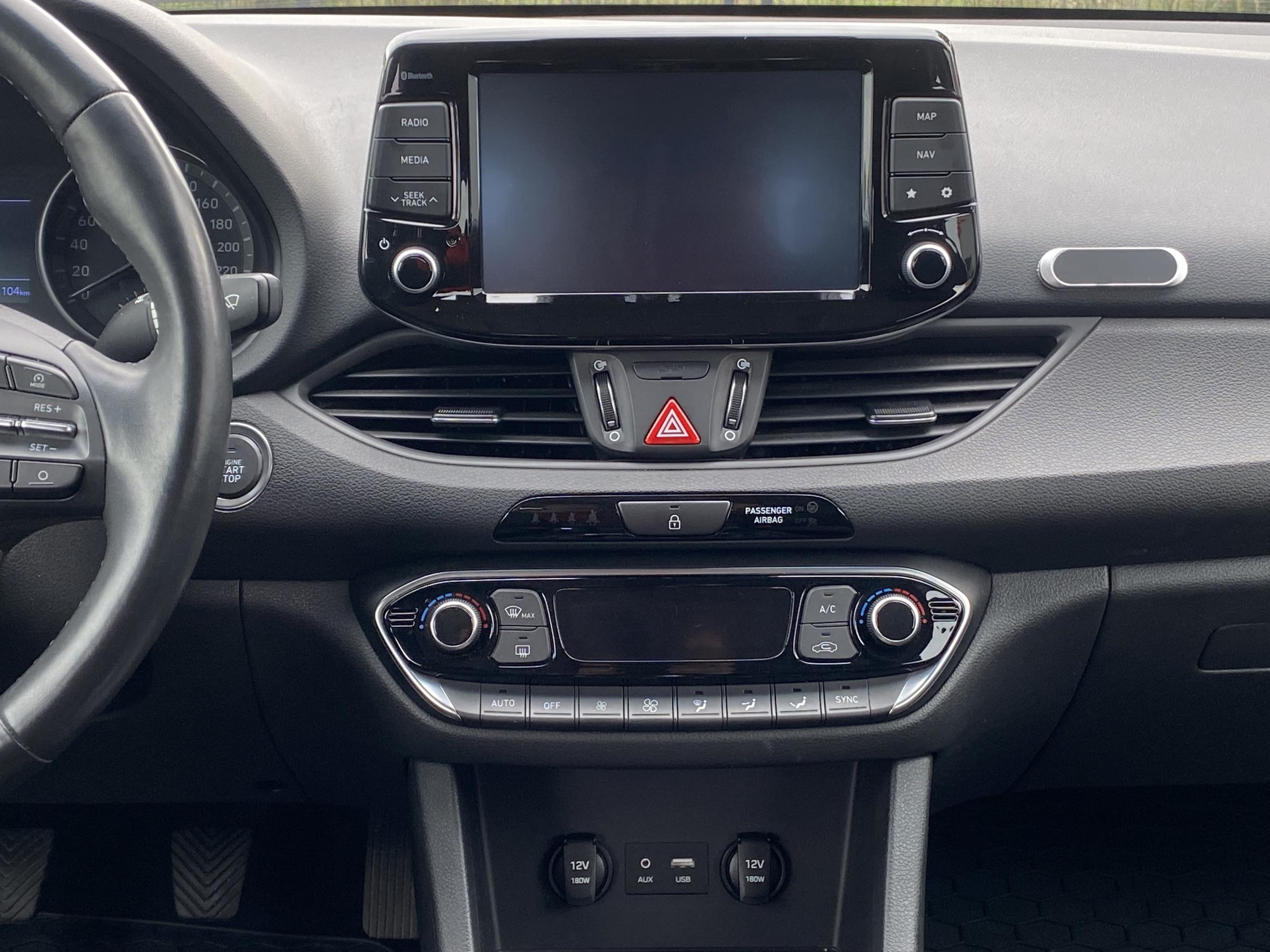 Hyundai i30, 2018 - pohled č. 9