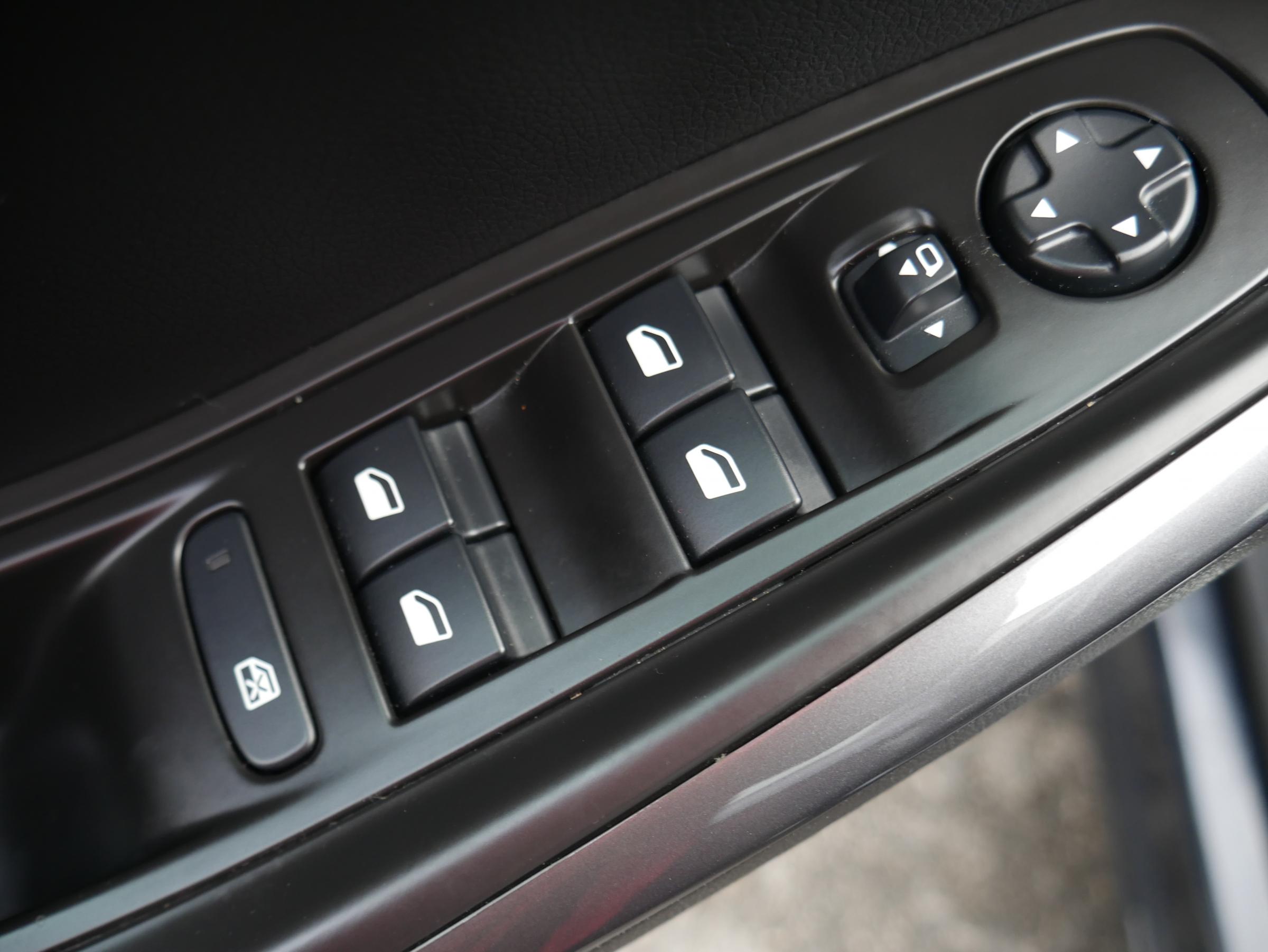 Vauxhall Grandland X, 2019 - pohled č. 15