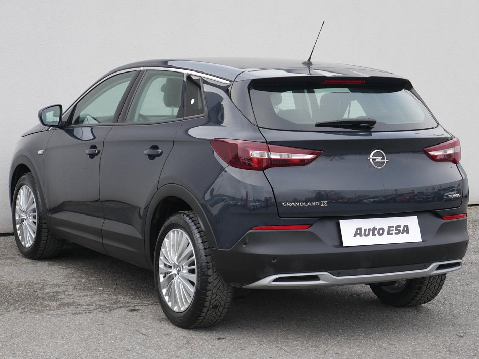 Opel Grandland X 1.2 PT Innovation