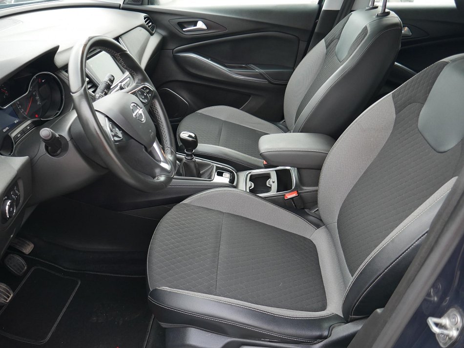 Opel Grandland X 1.2 PT Innovation