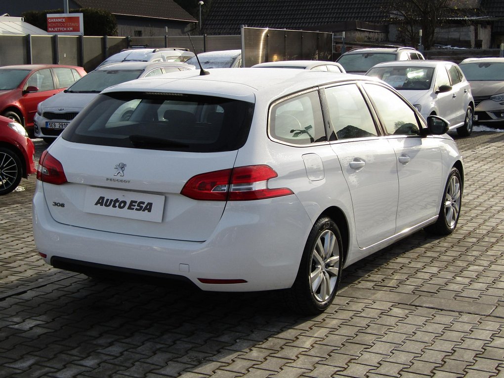 Peugeot 308 1.5 HDi 