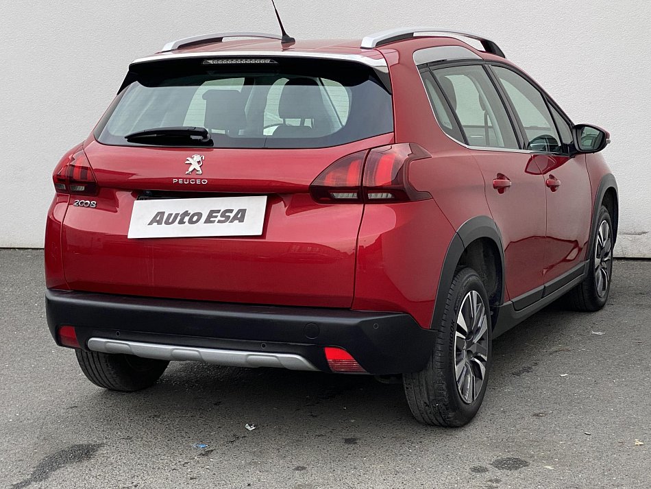 Peugeot 2008 1.2 PT Allure