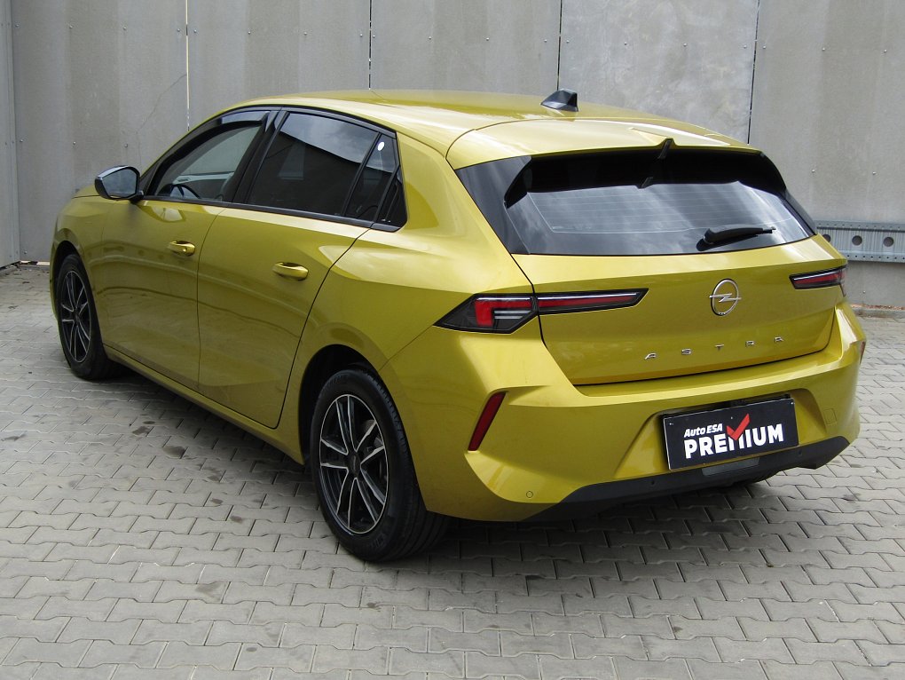 Opel Astra 1.2 T 