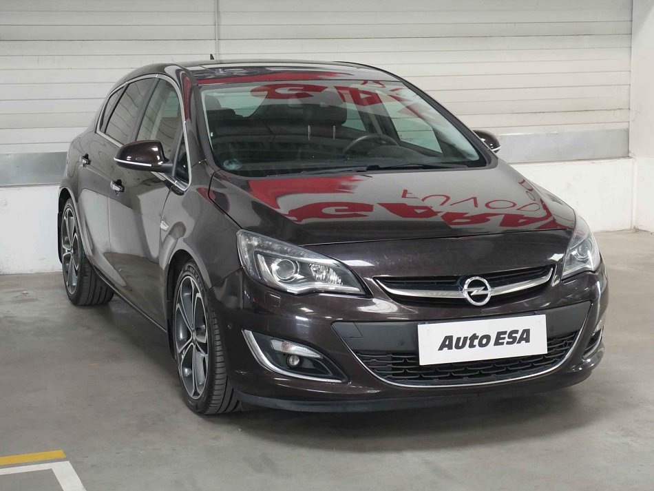 Opel Astra 1.6T 