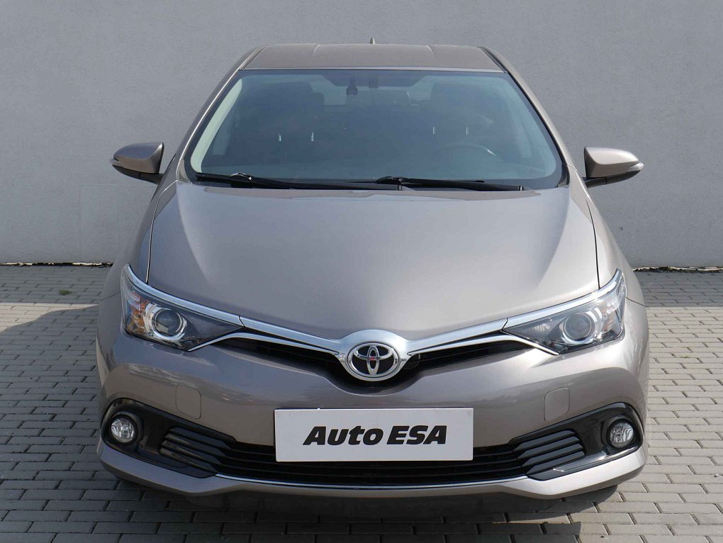 Toyota Auris 1.6 VVT-i Active