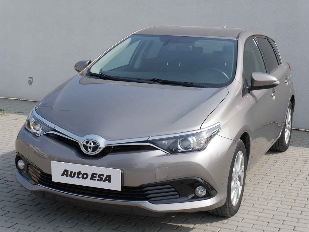 Toyota Auris 1.6 VVT-i Active