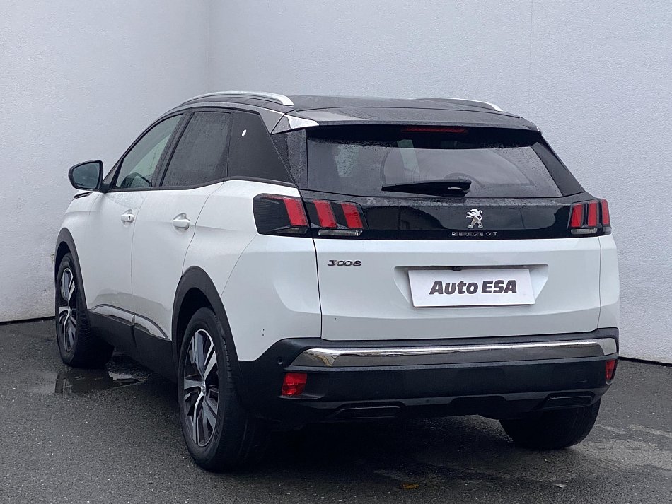 Peugeot 3008 1.2 PT Allure