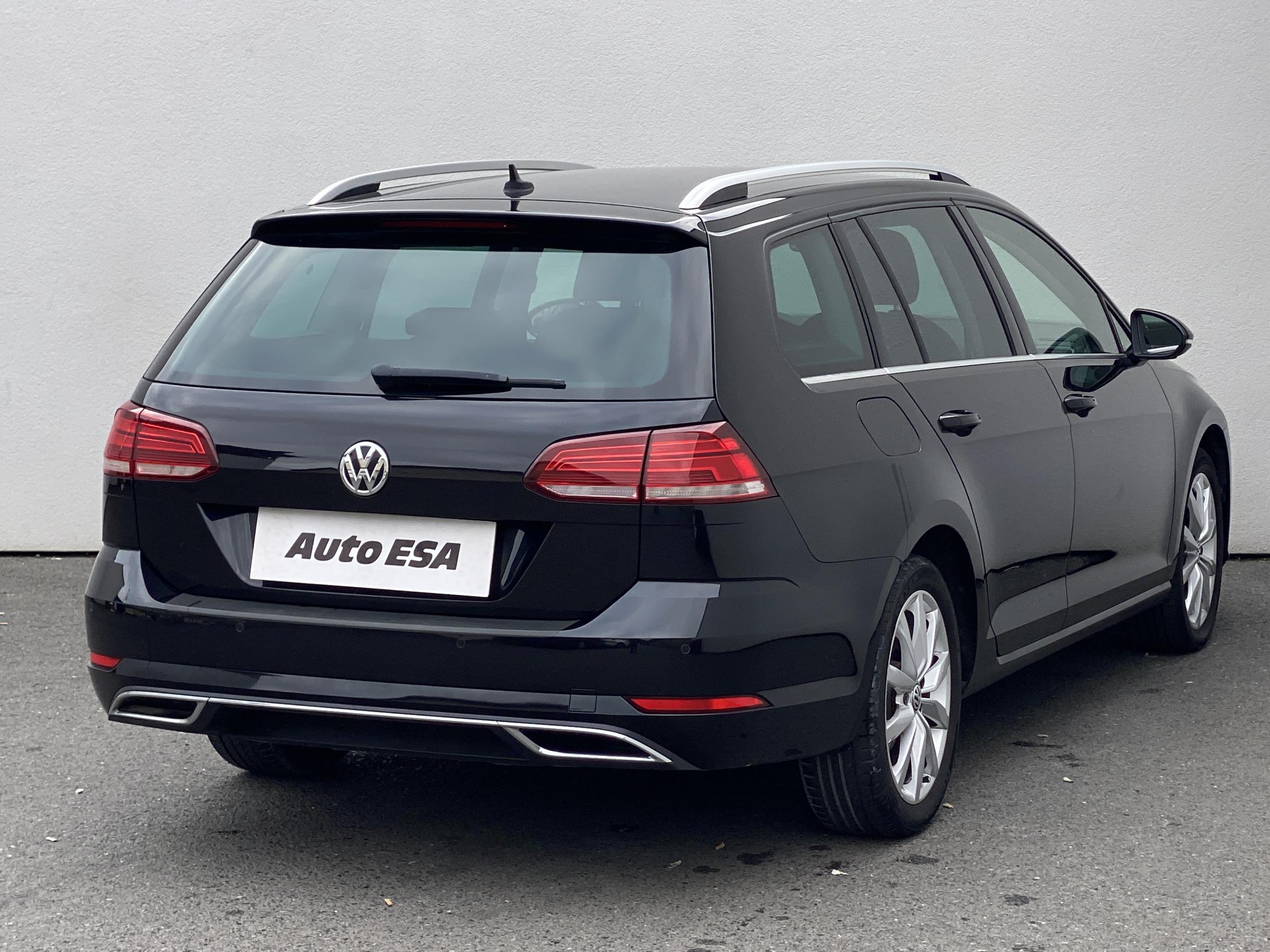 Volkswagen Golf, 2018 - pohled č. 4