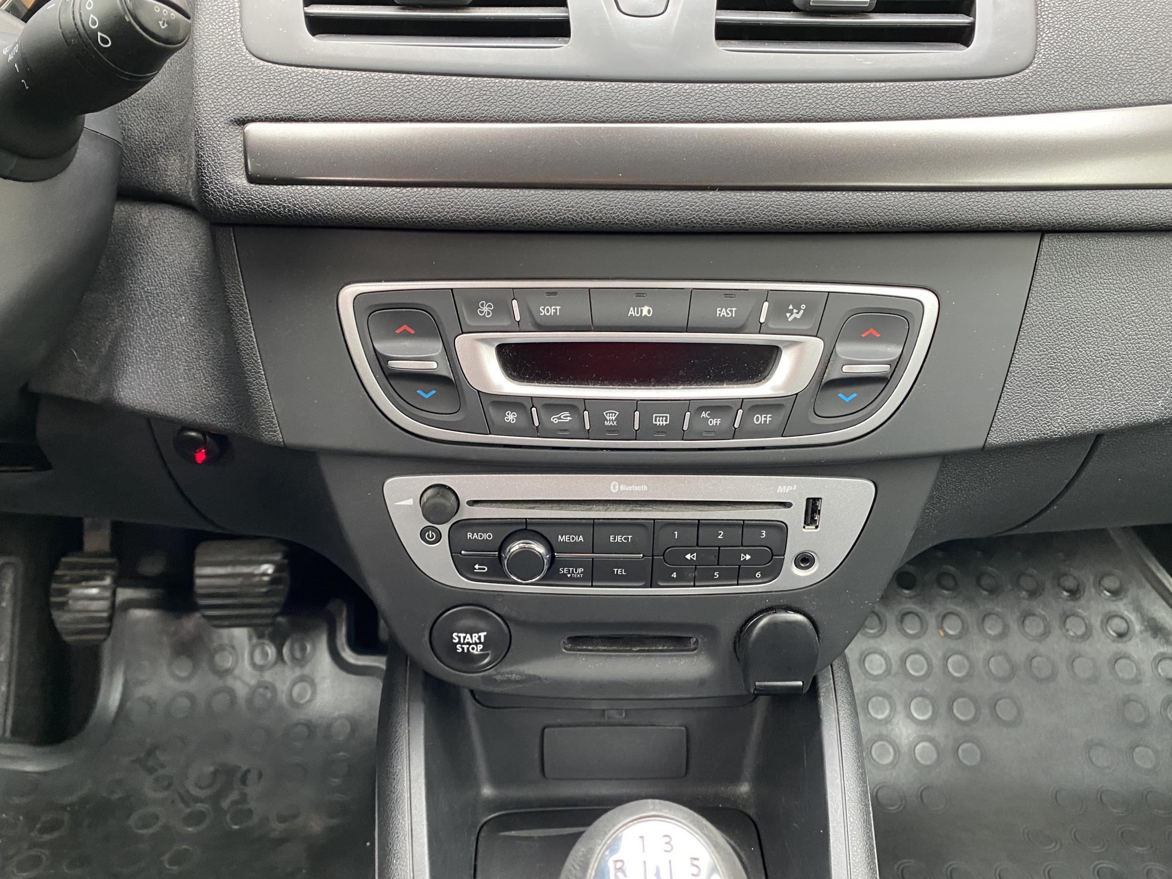 Renault Mégane, 2014 - pohled č. 12