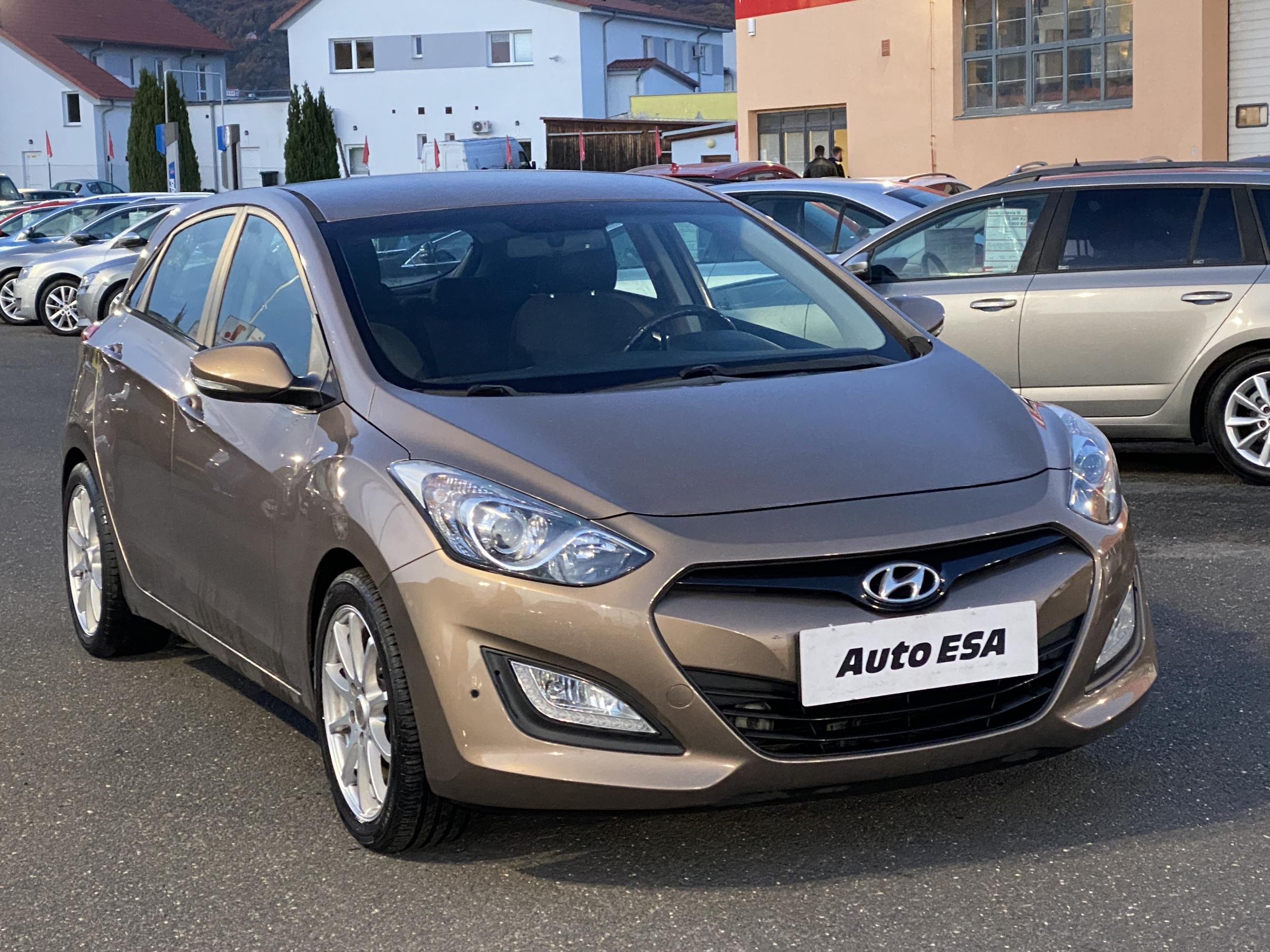 Hyundai i30, 2012 - celkový pohled