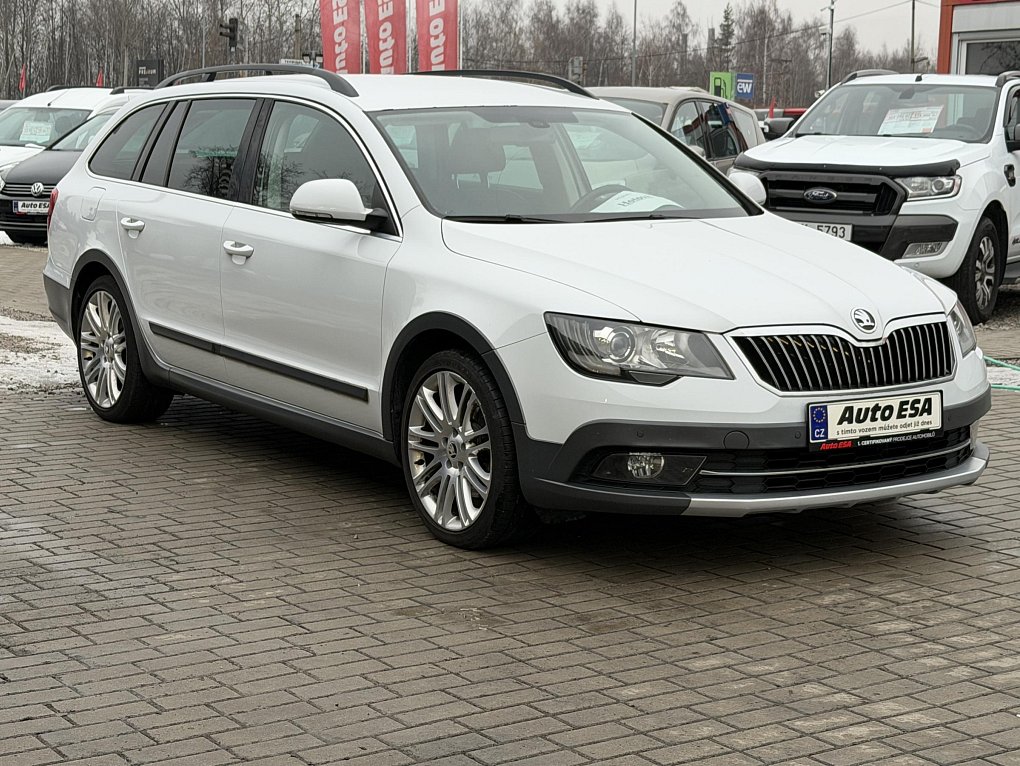 Škoda Superb II 2.0 TDCi Elegance 4x4