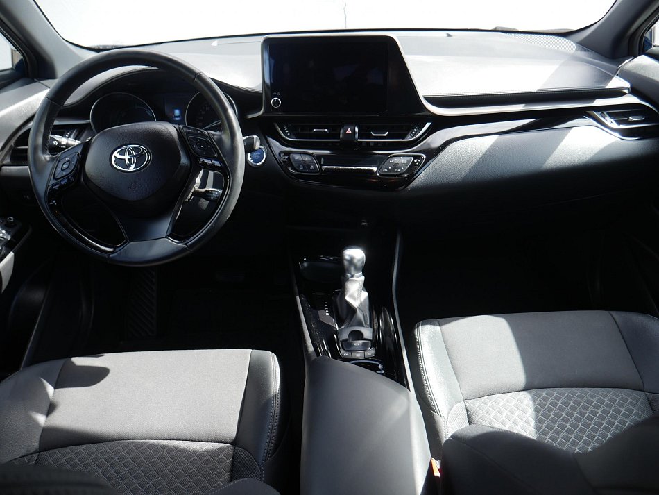 Toyota C-HR 1.8i 
