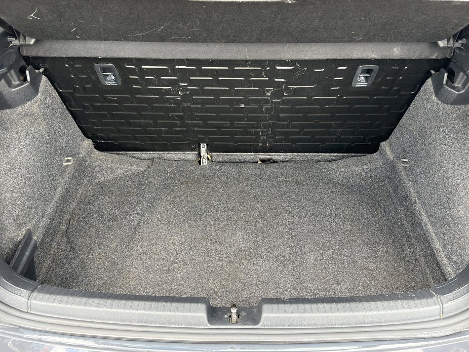 Volkswagen Polo 1.0i 