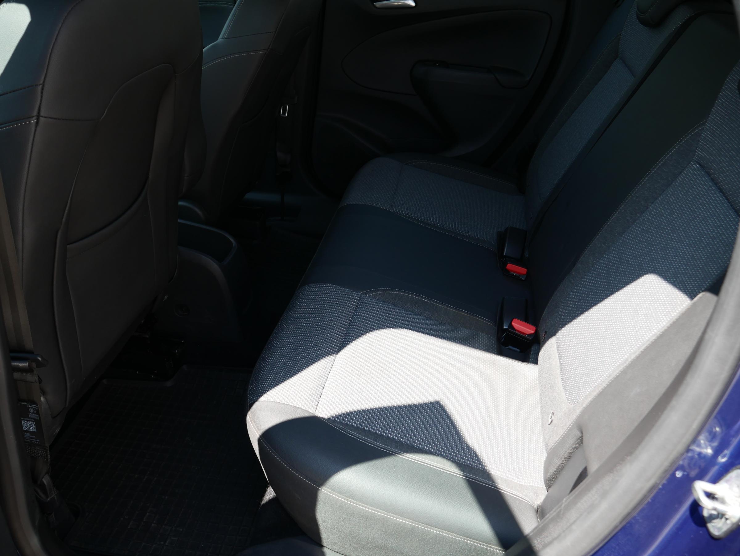 Opel Crossland, 2021 - pohled č. 21