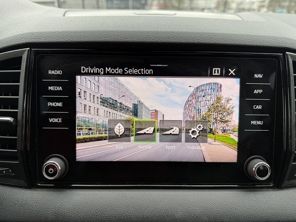 Škoda Karoq 1.5 TSi SportLine