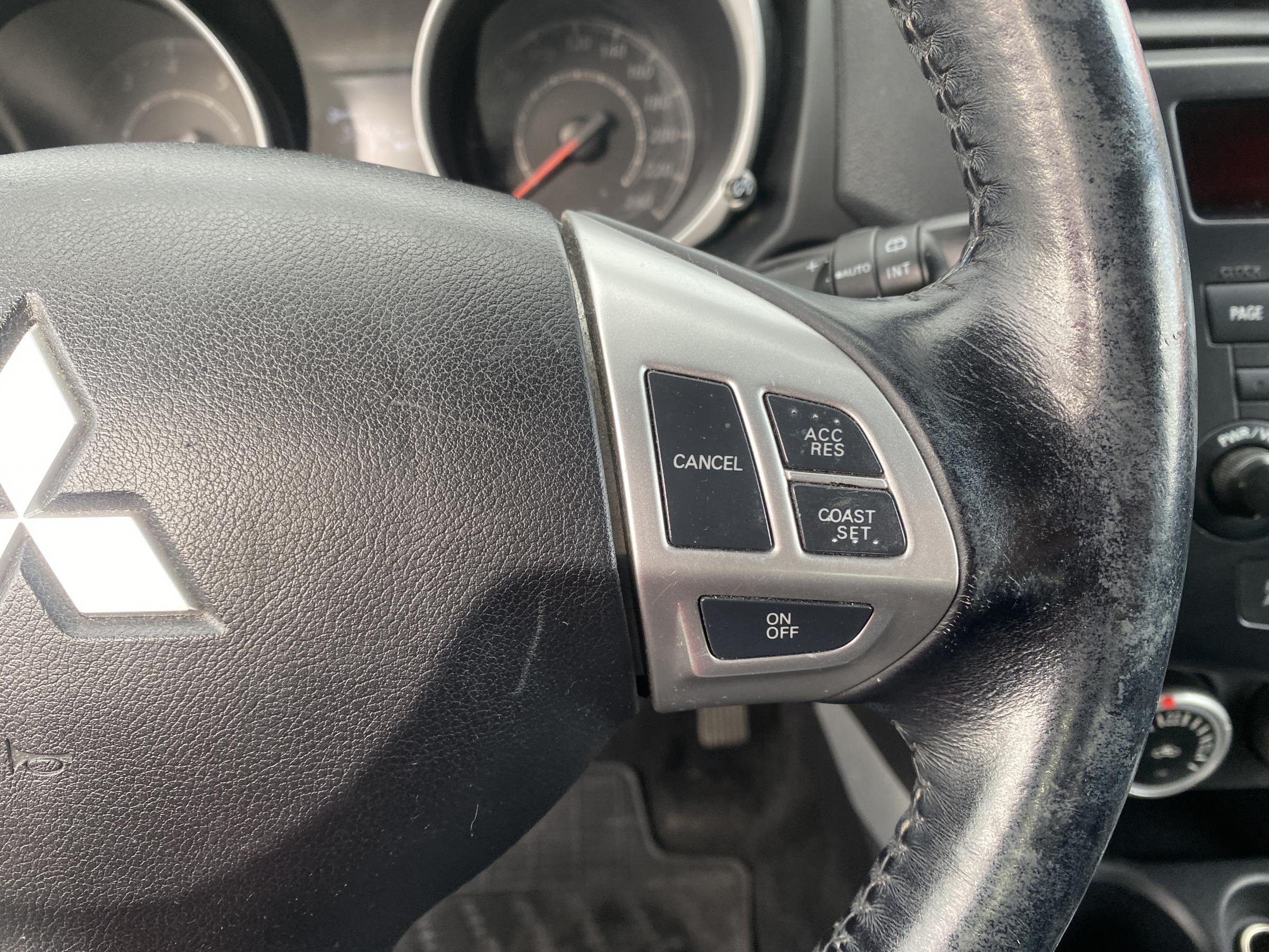 Mitsubishi ASX, 2011 - pohled č. 13