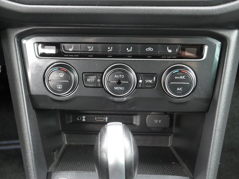 Volkswagen Tiguan 2.0 TDi  4x4