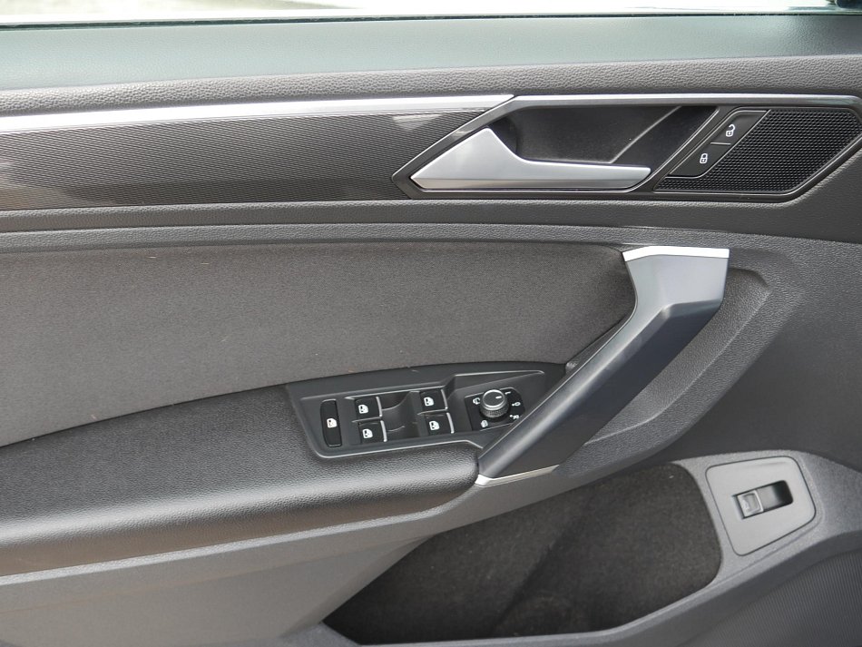 Volkswagen Tiguan 2.0 TDi  4x4