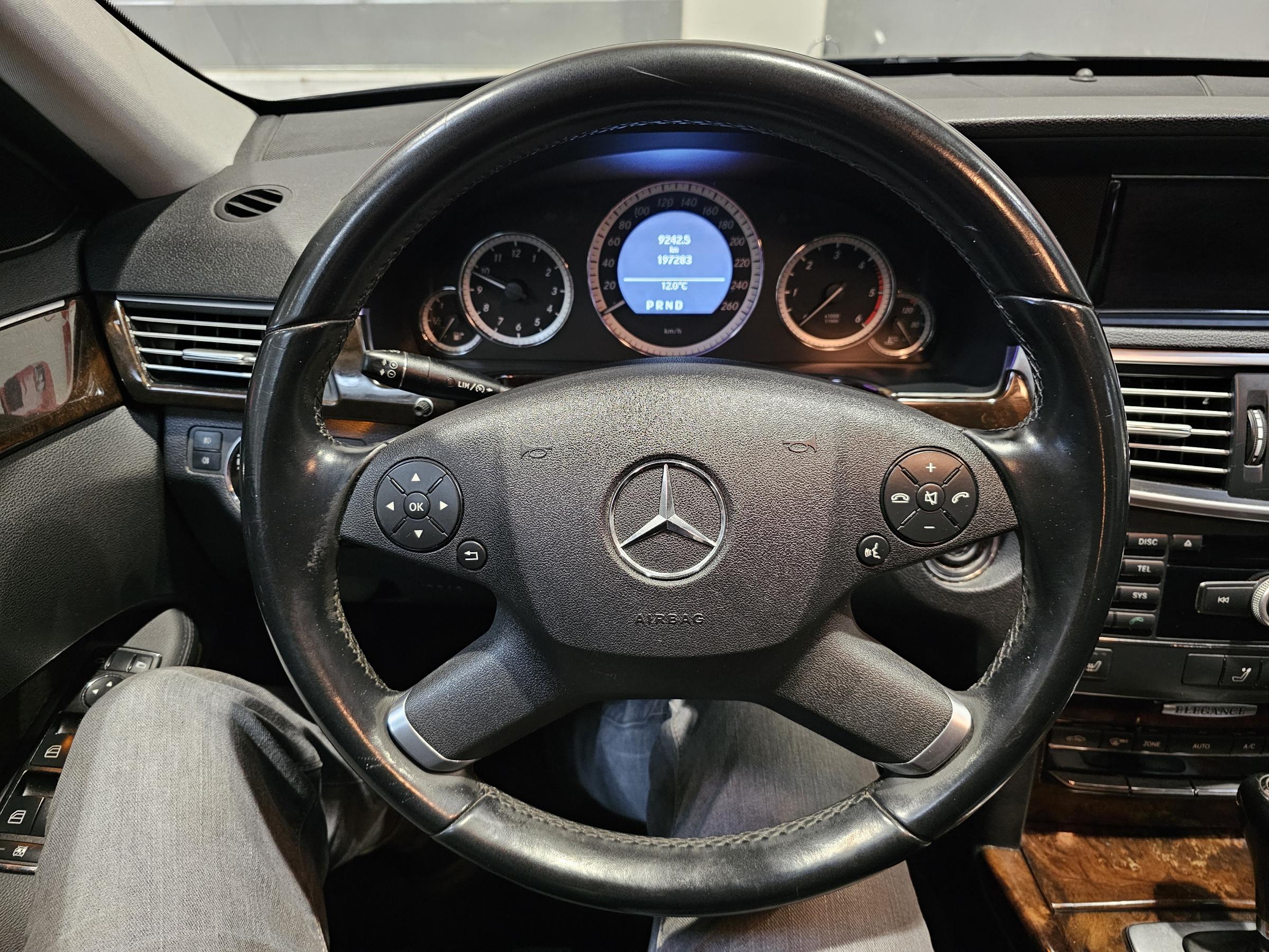 Mercedes-Benz Třída E, 2010 - pohled č. 15