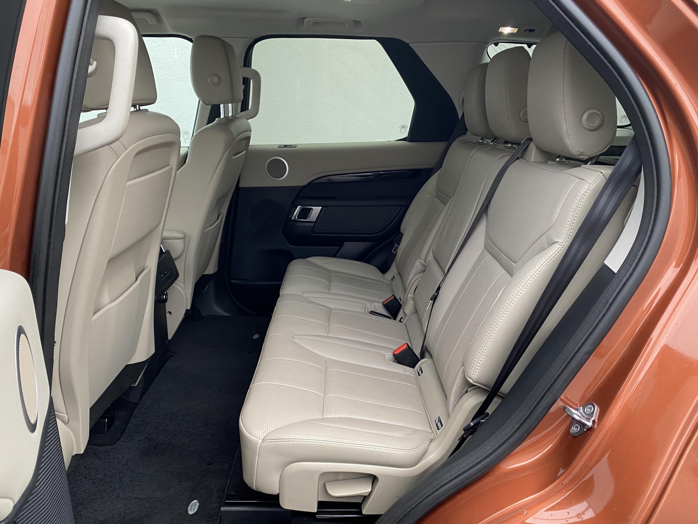 Land Rover Discovery, 2019 - pohled č. 12