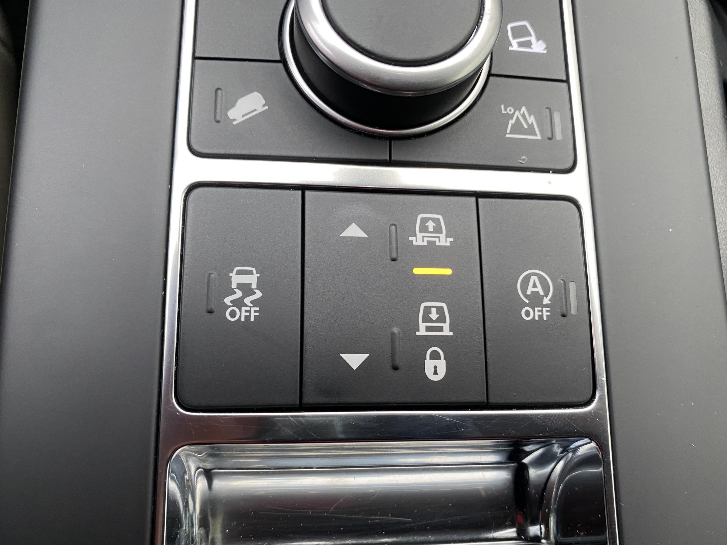 Land Rover Discovery, 2019 - pohled č. 18