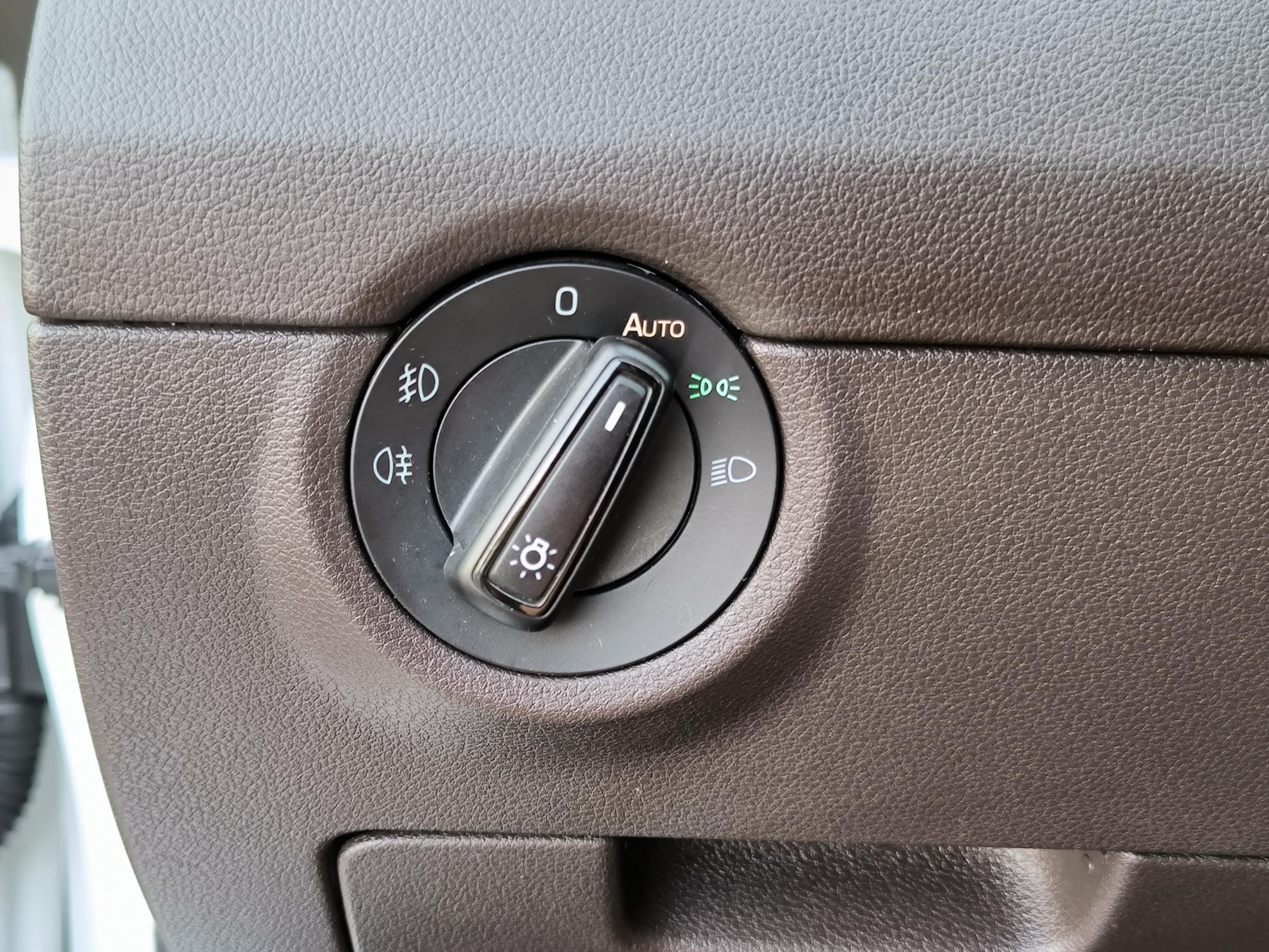 Škoda Octavia III, 2017 - pohled č. 18