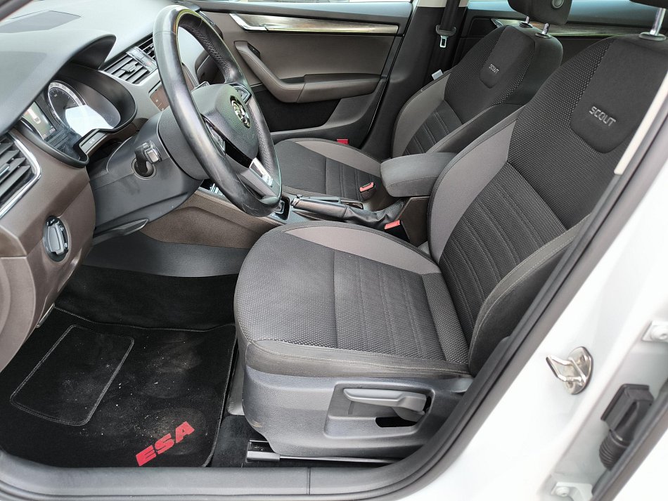 Škoda Octavia III 2.0 TDi Scout 4x4