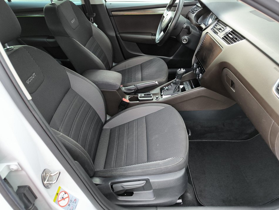 Škoda Octavia III 2.0 TDi Scout 4x4