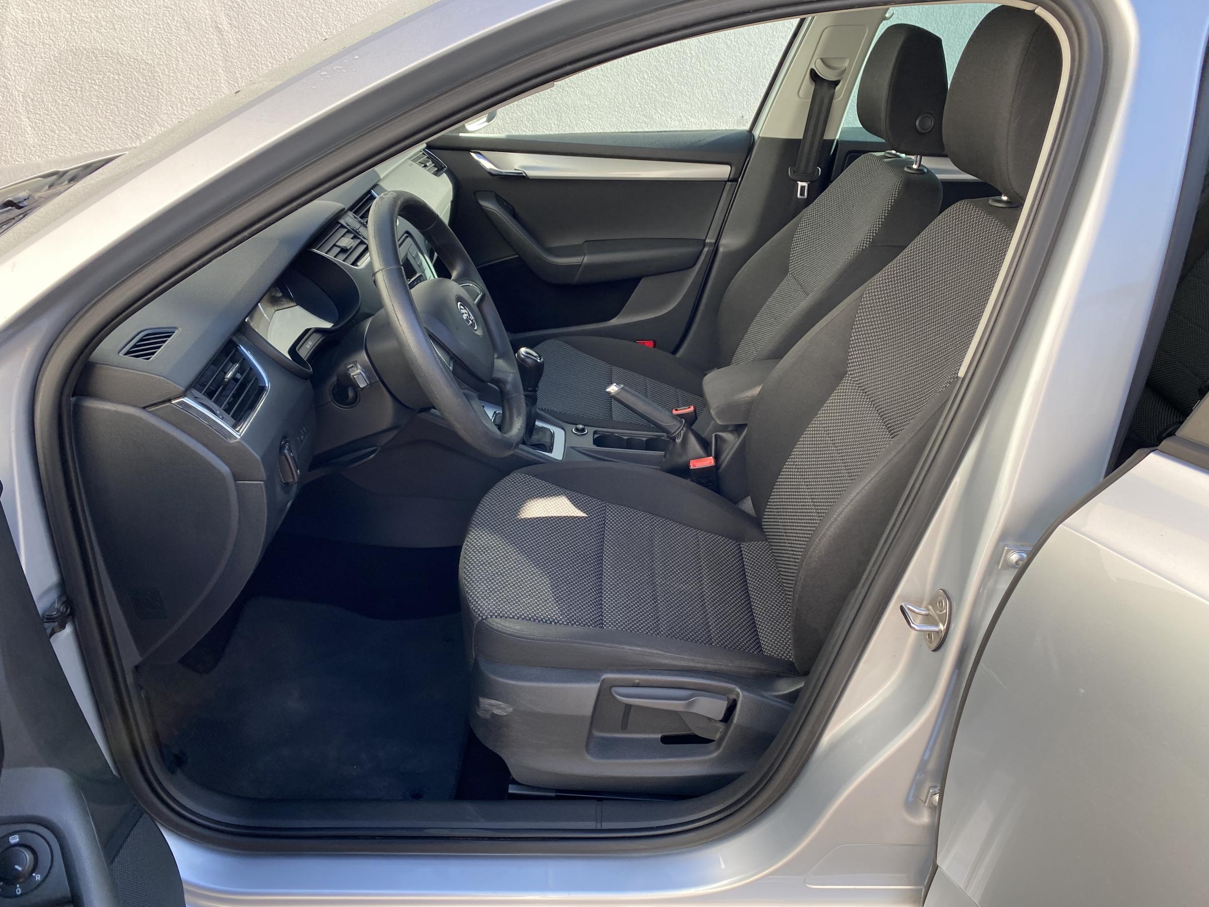 Škoda Octavia III, 2014 - pohled č. 11