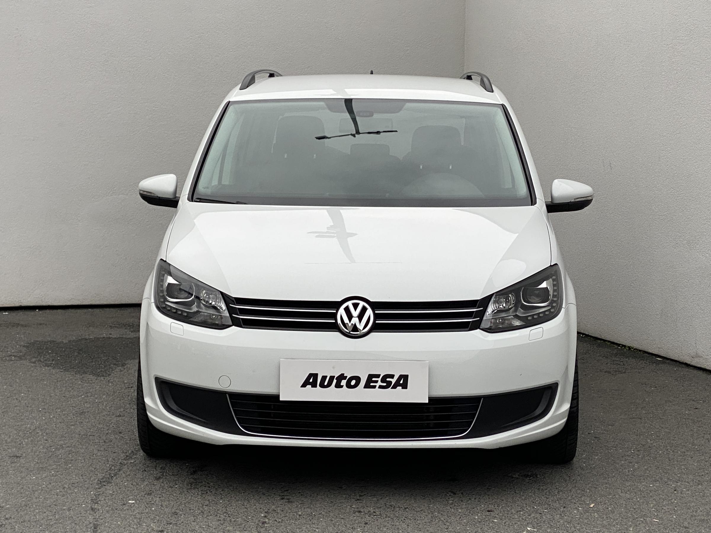 Volkswagen Touran, 2014 - pohled č. 2