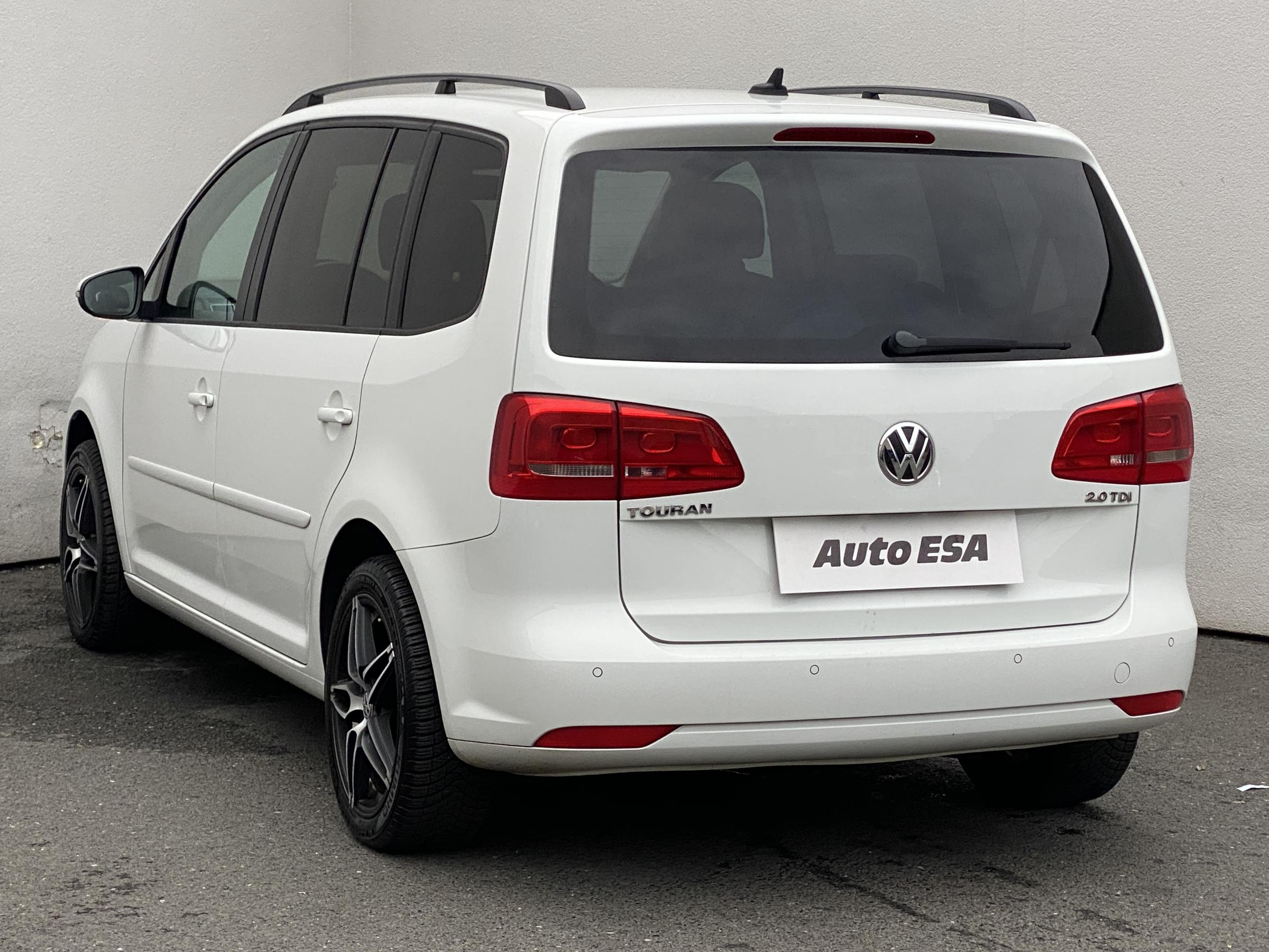 Volkswagen Touran, 2014 - pohled č. 6