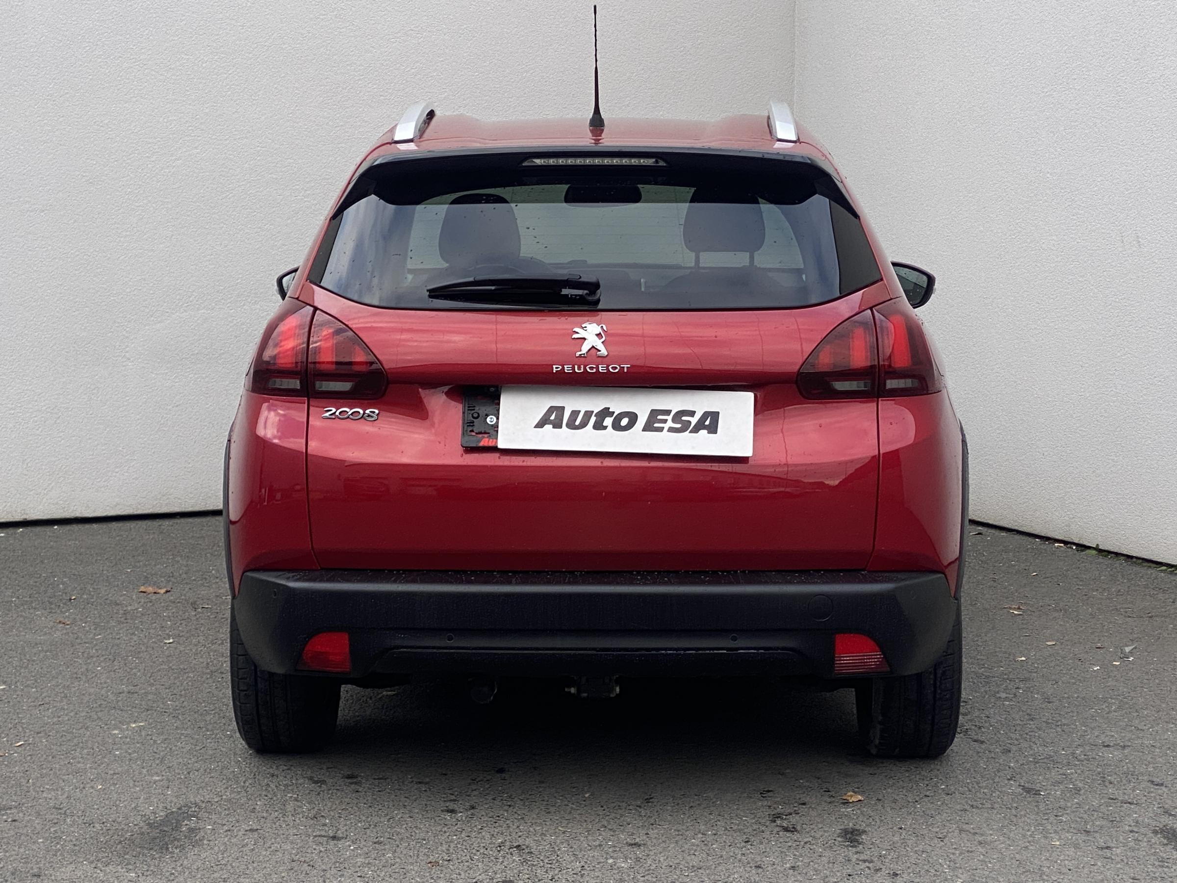 Peugeot 2008, 2019 - pohled č. 5