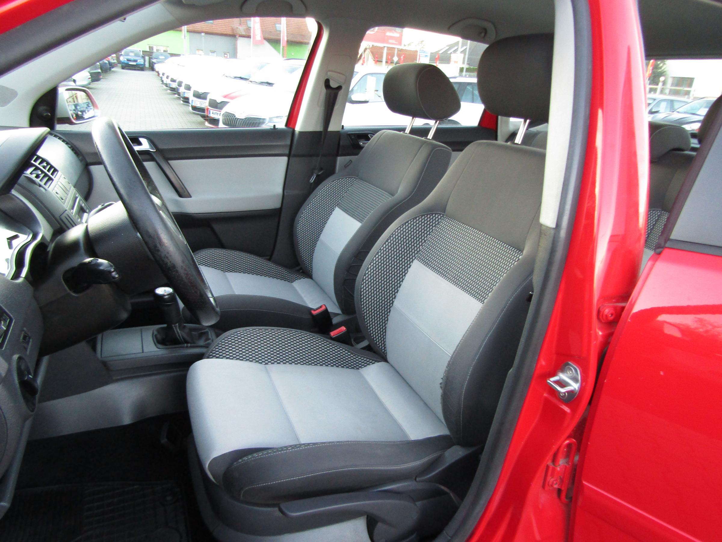 Volkswagen Polo, 2007 - pohled č. 9