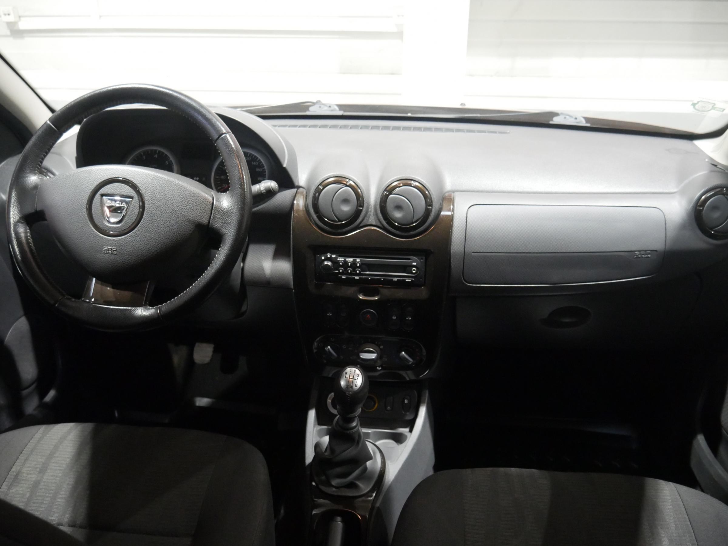 Dacia Duster, 2010 - pohled č. 8