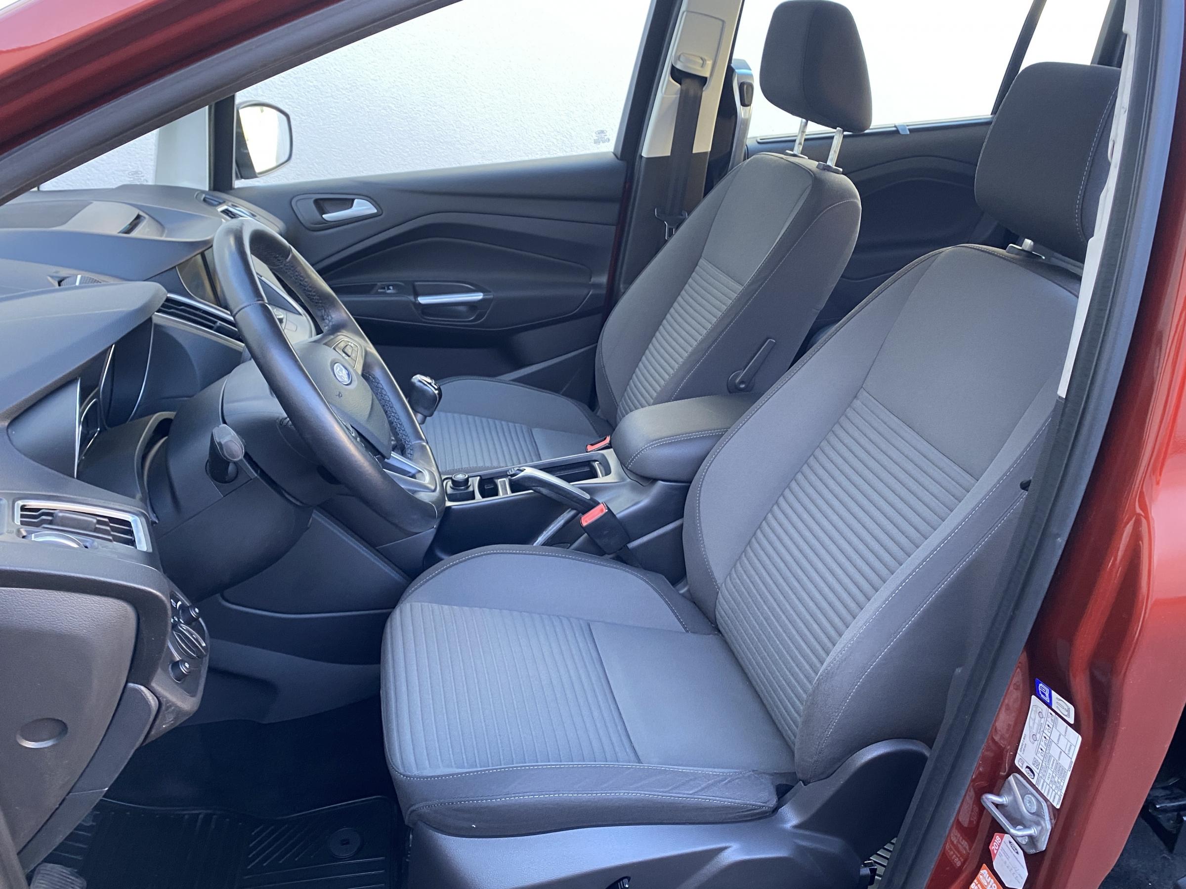 Ford Grand C-MAX, 2015 - pohled č. 9