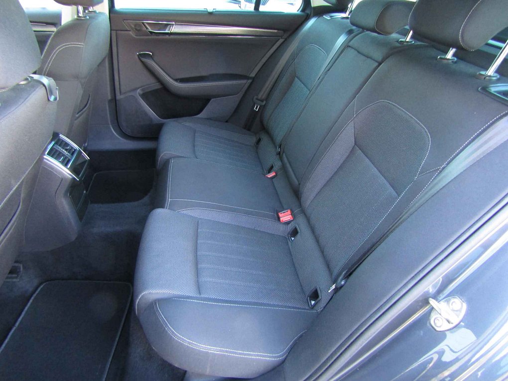 Škoda Superb III 1.5 TSi Style