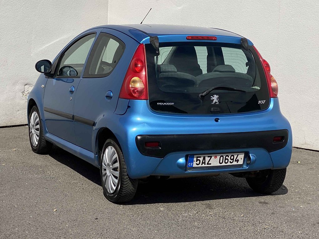 Peugeot 107 1.0i 