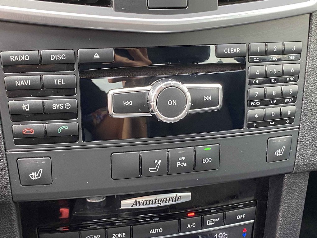 Mercedes-Benz Třída E 2.1 CDi Avantgarde